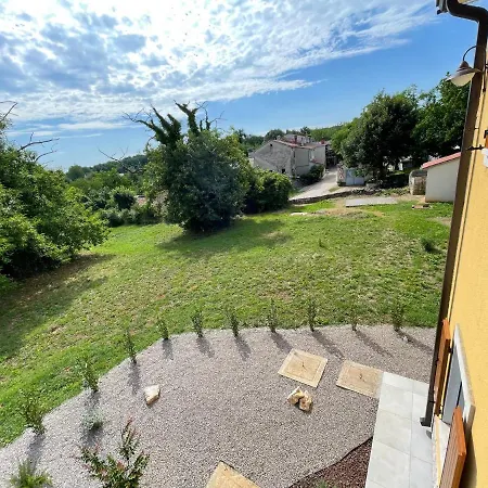 Ferienhaus Berto Nedeščina